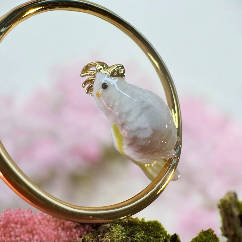 NEW White & Yellow Gold Cockatiel Bird Sitting In A Gold Hoop Pendant Necklace - Picture 6 of 16